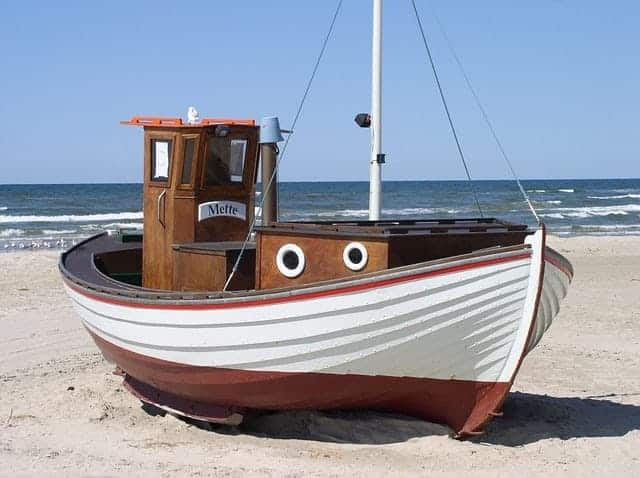 Accessorize Your Boat for Fishing