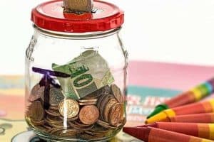 4 Investment Strategies To Adopt During a Recession