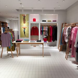 TreeLeftBig.Shop