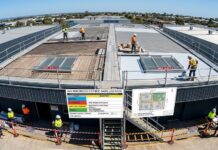 How Construction Managers Keep Roof Restoration Jobs Compliant and Safe